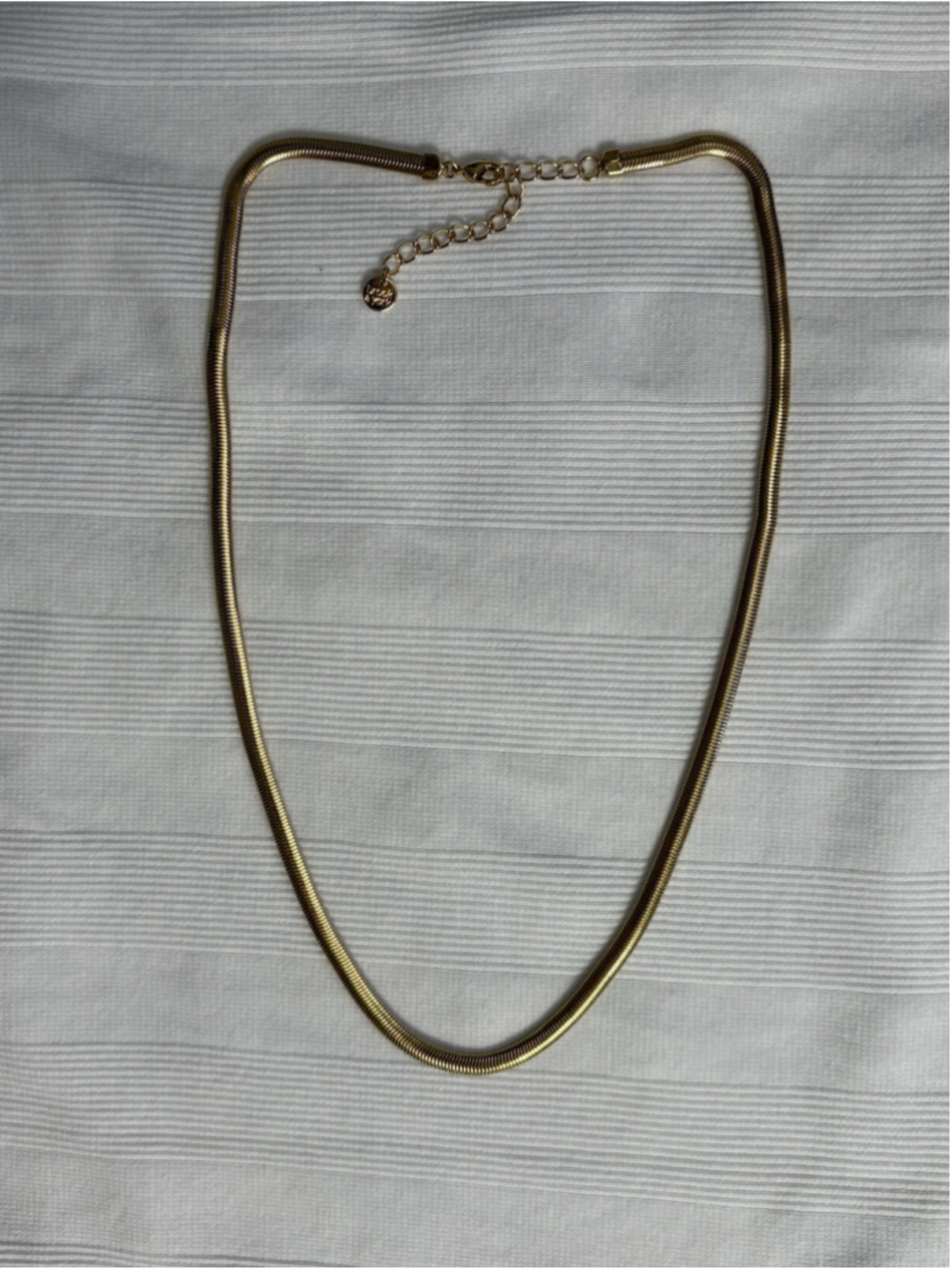 Brook & York Izzy Herringbone Gold Plated Chain Necklace Layering Jewelry - Picture 2 of 8